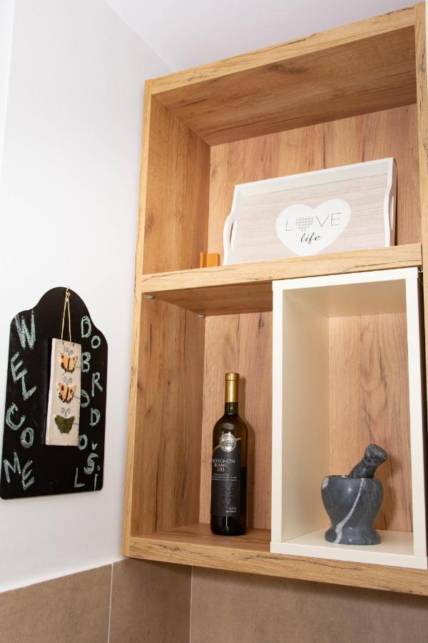 Laura Apartment Novi Sad Bagian luar foto